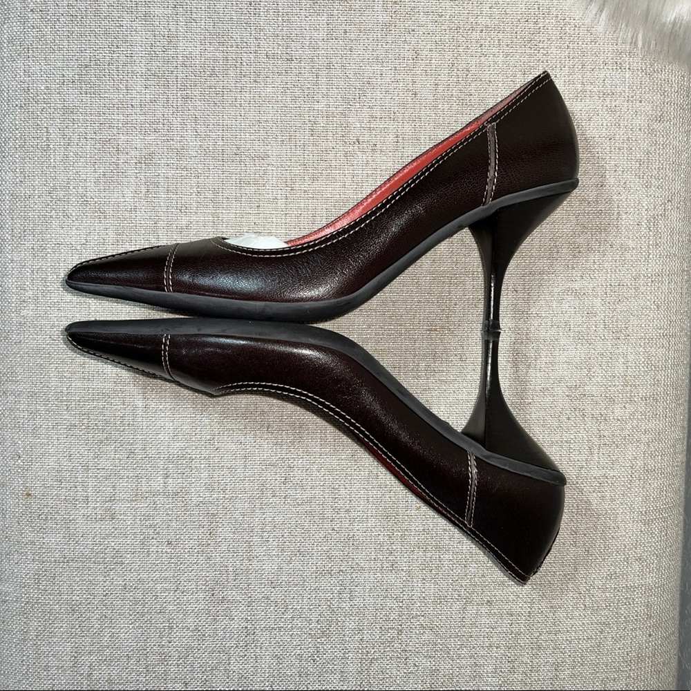 Coach Abigail Chestnut Heel - Picture 3 of 7
